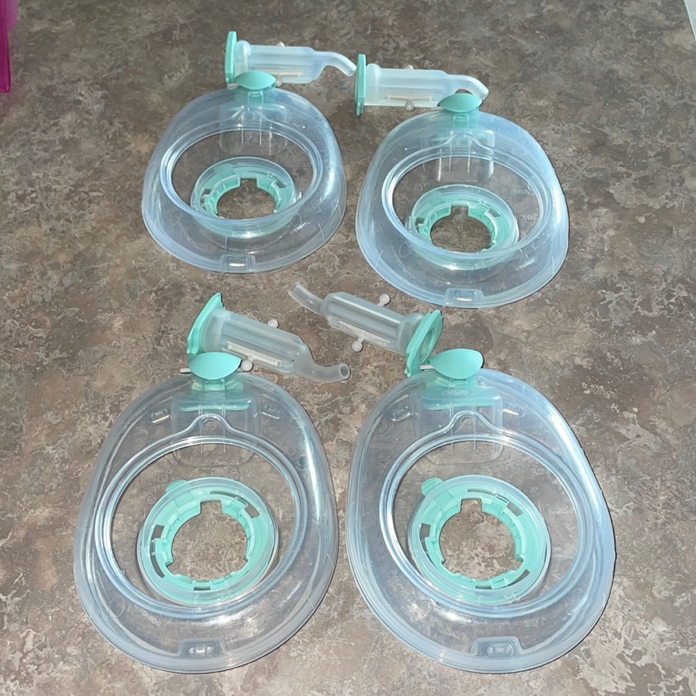 Willow Pump reusable containers x2